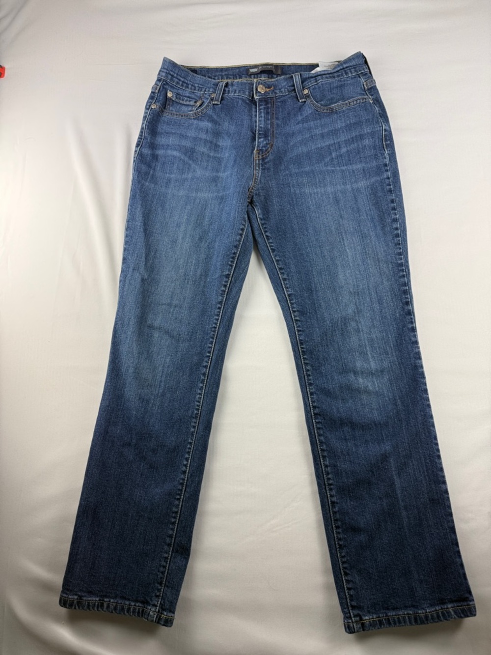Levi’s 505 Straight Leg Jeans Dark Wash Classic Mid Rise Women’s 31 EUC